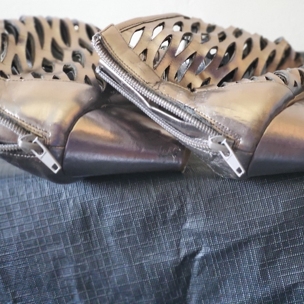 Booties - Picture 4 of 4